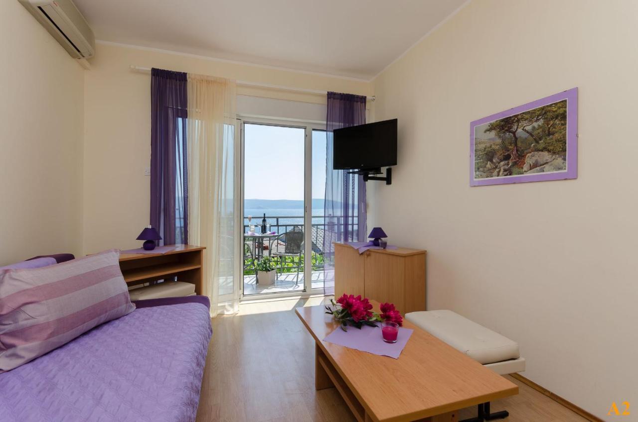Apartments And Room Drazen Novi Vinodolski Esterno foto